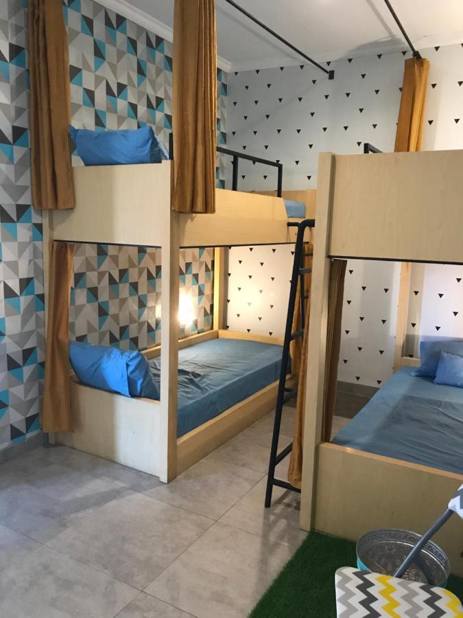 Hostel Hut Kuta (Bali)
