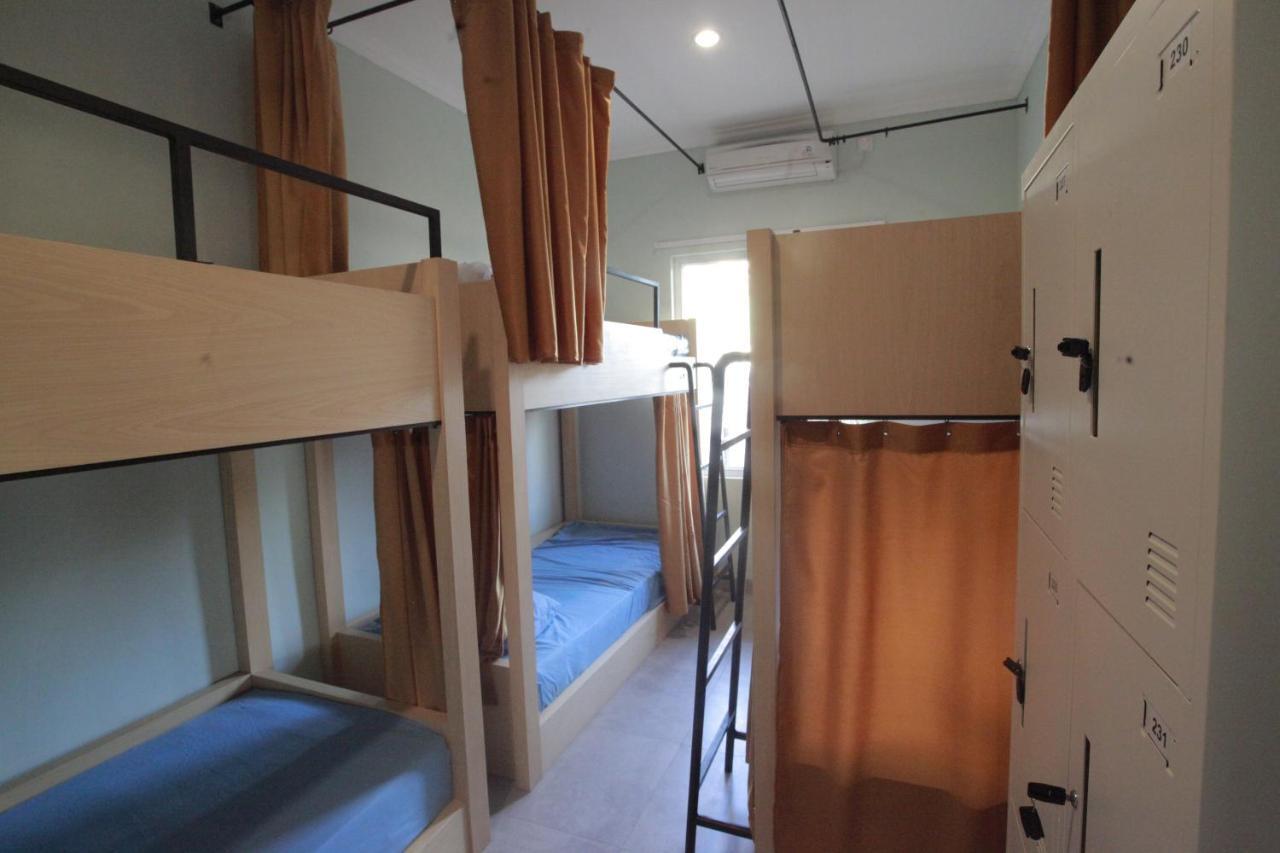 Hostel Hut Kuta (Bali)