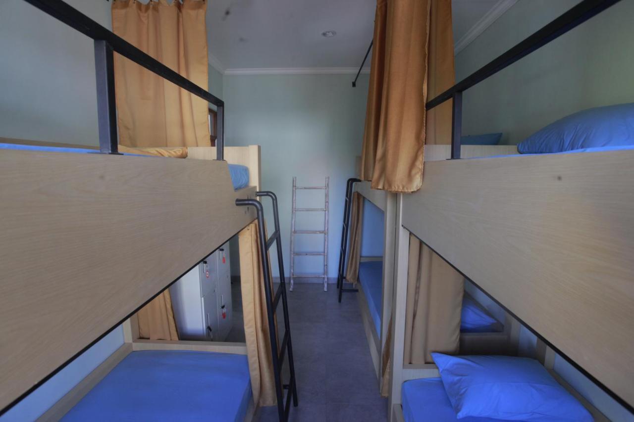 Hostel Hut Kuta (Bali)